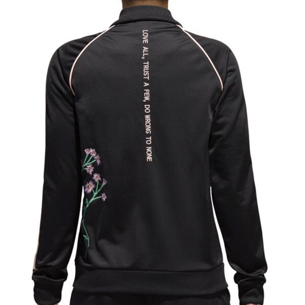 SOLD 🚨 Adidas Women's Originals Track Jacket
